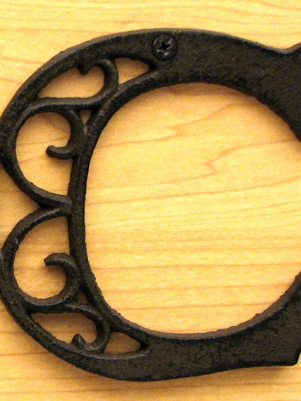 Cast Iron Ornate Letter "C" 4 5/8" tall 0557-C